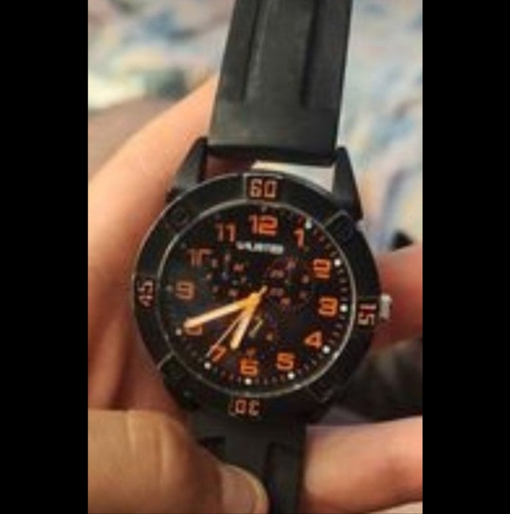 Kenneth Cole NY Unlisted Watch!